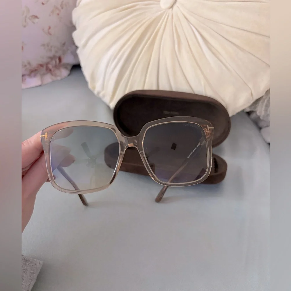 Tom Ford Sunglasses - Picture 3 of 10